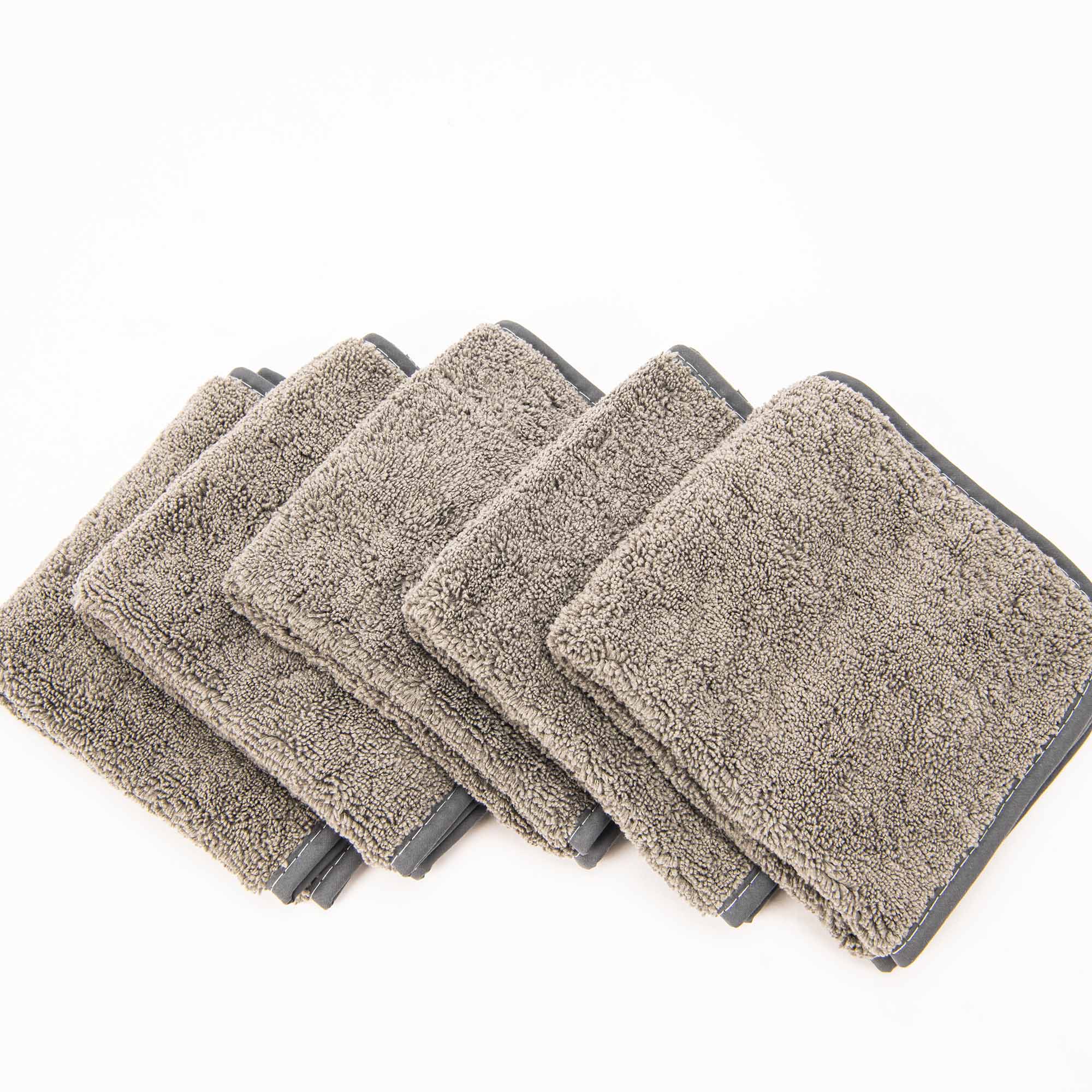 chenille detailing sponge | car detailing kit under $25 | microfiber towels for detailing | interior car detailing brushes  | MYCHANIC